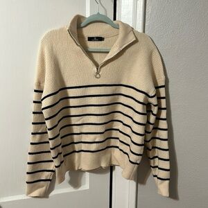 off white&black striped half zip